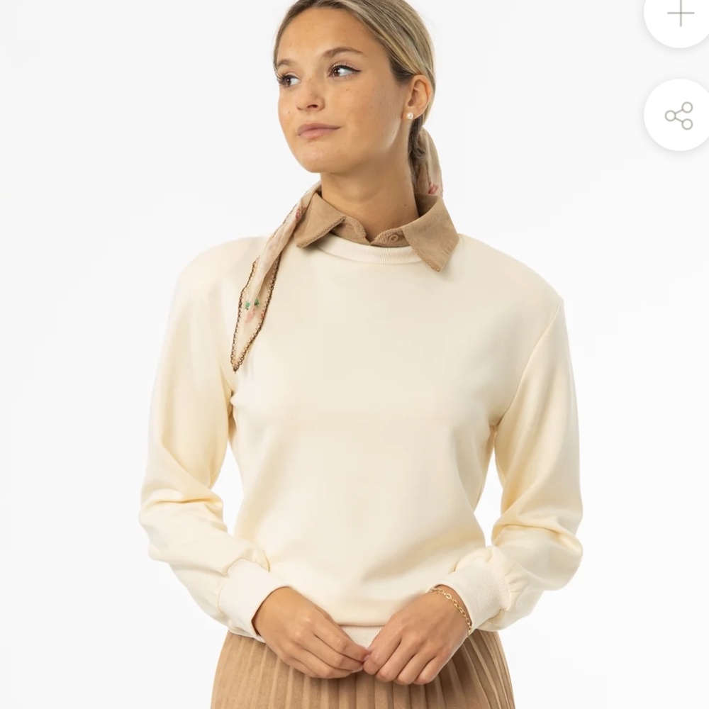 Dress Blank Cream and Tan Corduroy Collar Sweater size M